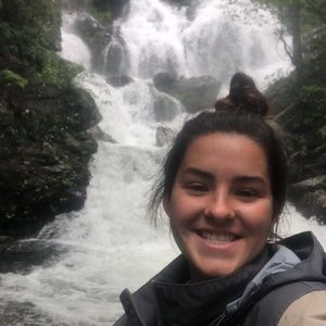 Meet your Posher, Alyssa